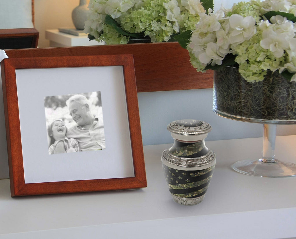 Digital Camouflage Flag Military Cremation Urns for Human Ashes - Large Adult Funeral Urn
